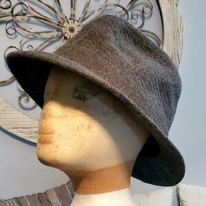 Vintage Churchill Ltd. Fedora
